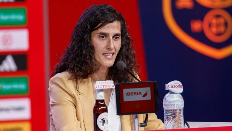 La seleccionadora nacional femenina Montse Tomé durante la rueda de prensa. Foto: EFE