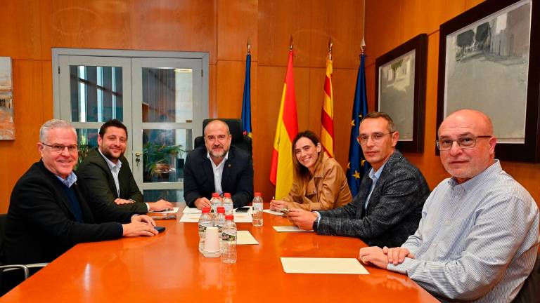 Una de las reuniones entre alcaldes para abordar el asunto del área metropolitana. Foto: Alfredo González