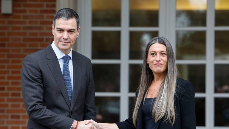 Pedro Sánchez y Míriam Nogueras. Foto: EFE