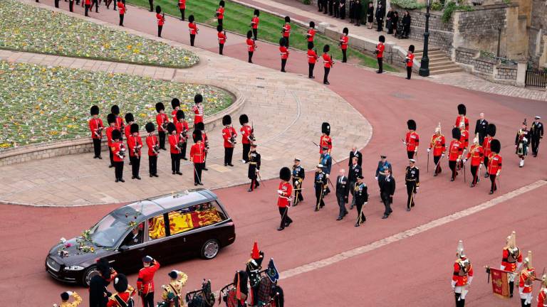 El funeral de Isabel II brinda un adiós majestuoso a la reina de reinas