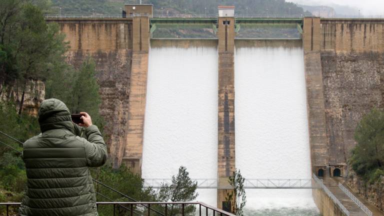 El pantano de Ulldecona, uno de los grandes beneficiados de las lluvias. Foto: Joan Revillas