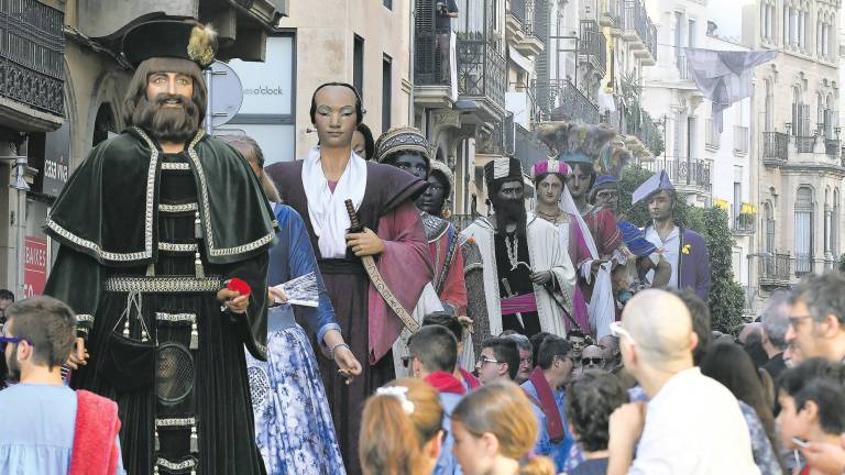 El Seguici salió por última vez por las calles céntricas de Reus por la Festa Major de Sant Pere de 2019. FOTO: Alfredo González
