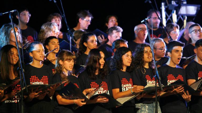 El concierto solidario estuvo planteado como un evento de gran formato. Foto: Cedida