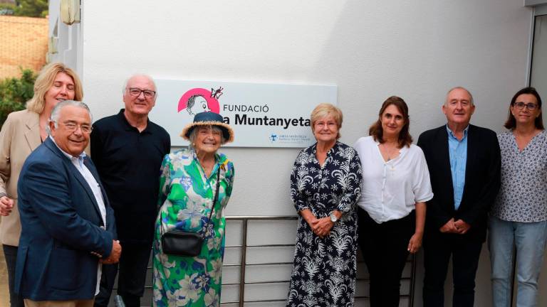 Pilarín Bayés visitó La Muntanyeta para presentar la nueva imagen gráfica. foto: àngel ullate