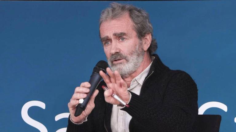 El director del Centro de Coordinación de Alertas y Emergencias Sanitarias (CCAES), Fernando Simón, ha garantizado este viernes que «si por error» se acabara eligiendo «a dedo» al responsable de la futura Agencia Estatal de Salud Pública (Aesap) y no por concurso de méritos y capacidad, él «jamás» lo aceptará, en la jornada ‘5 años después: memoria, aprendizaje y futuro de la COVID-19’. Foto: EFE