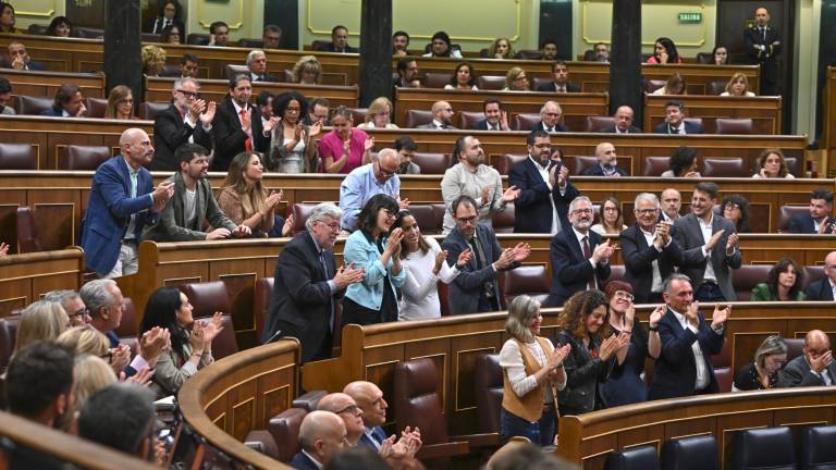Pleno del Congreso de los Diputados que, entre otras iniciativas, debatió la toma en consideración de una proposición de reforma del Reglamento de la cámara, impulsada por los grupos parlamentarios socialista y vasco, este martes en Madrid. Foto: EFE