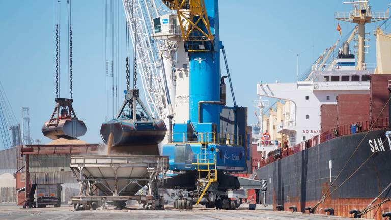 Se prevé incrementar en al menos 1,6 millones de toneladas el tráfico agroalimentario. Foto: Port de Tarragona