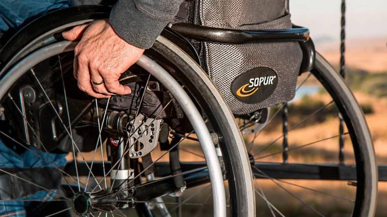 Una silla de ruedas. Foto: Pixabay
