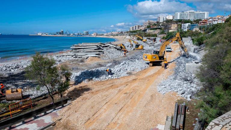 Esta es la imagen que ofrecía este viernes la playa del Miracle. Foto: Marc Bosch