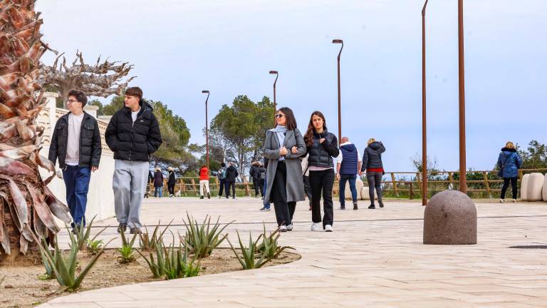 El peatón ha ganado prioridad y se han creado parques y espacios para disfrutar de las vistas. Foto: Àngel Ullate