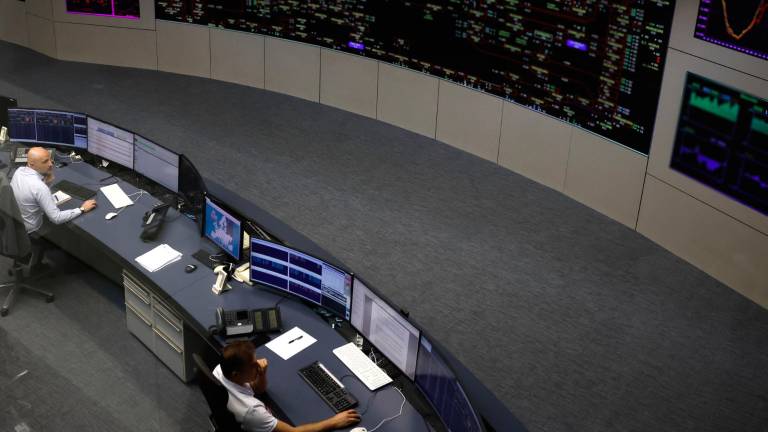 Centro de control de Red Eléctrica durante la segunda reunión del Comité creado por el Gobierno. Foto: EFE