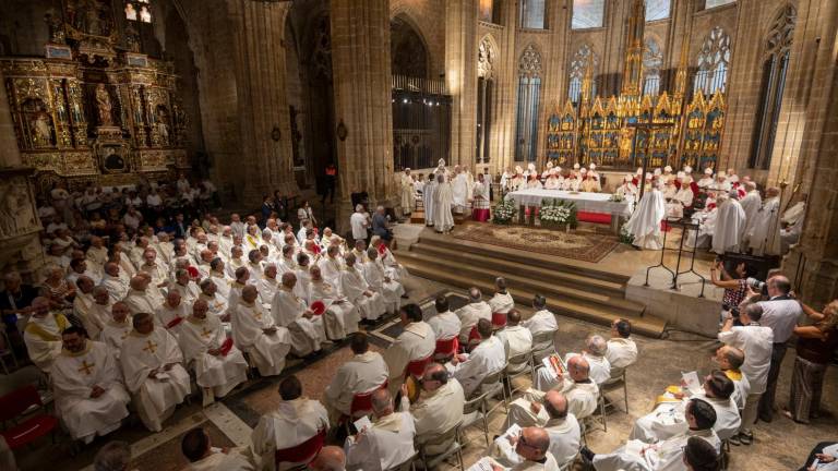 La Catedral de Tortosa ha lluït esplendorosa aquest dissabte, amb una cerimònia que s’ha pogut seguir a tot Espanya. Foto: J. Revillas