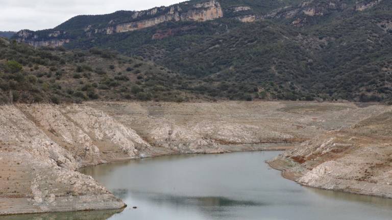 Embalse de Siurana bajo mínimos. Foto: Pere Ferré