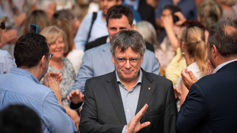 El ex presidente de la Generalitat Carles Puigdemont durante un acto de campaña de JxCat para las elecciones europeas. Foto: EFE