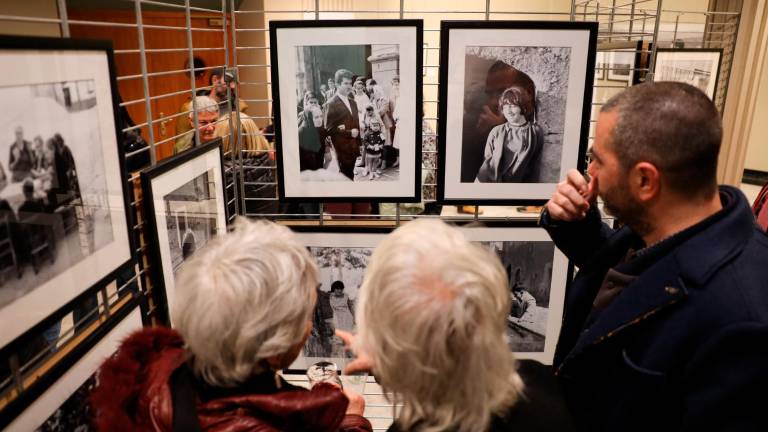 El Centre de Lectura acull, fins al 29 de febrer, una exposició del fons fotogràfic de Fusté. Foto: Alba Mariné