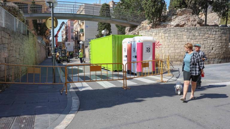 La calle Soler, entre Cardenal Cervantes y Gasòmetre, está cerrada. foto: Àngel Ullate