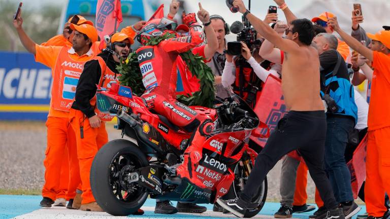 Marc Márquez empata con Ángel Nieto como el español con más victorias en el Mundial de Motociclismo. Foto: EFE