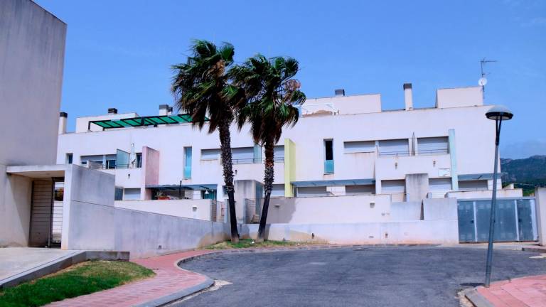 Un dels apartaments que rebran la indemnització de l’Ajuntament d’Alcanar. Foto: ACN