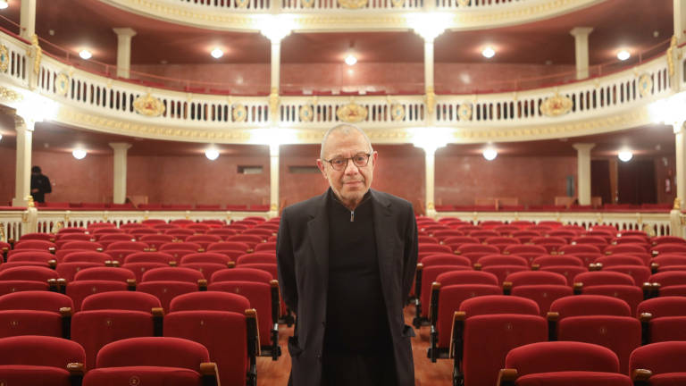 Lluís Pascual: 'En el teatro tienes que ver al de al lado cómo suda igual que tú'