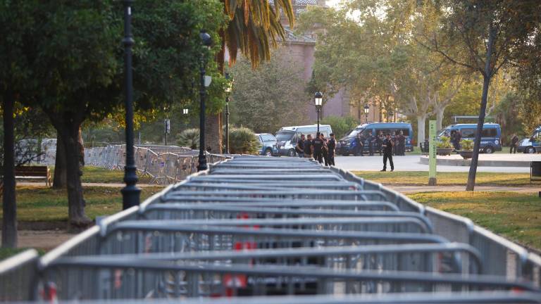 El operativo de los Mossos. Foto: EFE