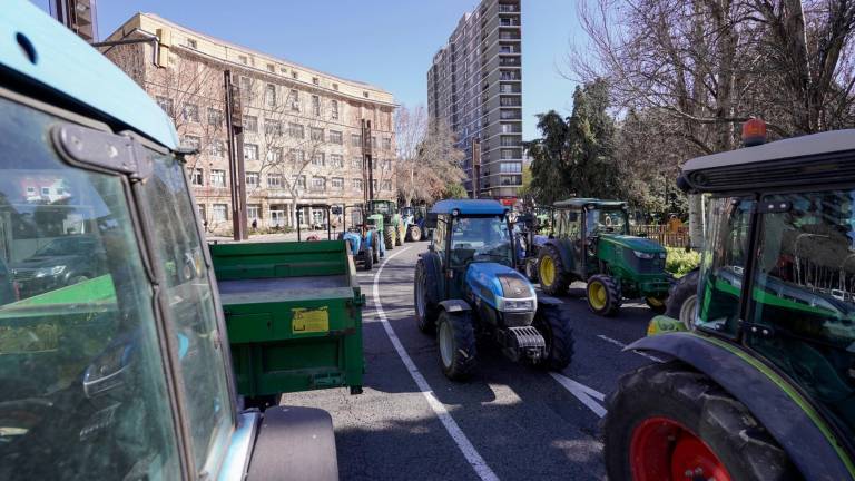 Los tractores tomaron la Plaça Imperial Tarraco el pasado 27 de febrero.