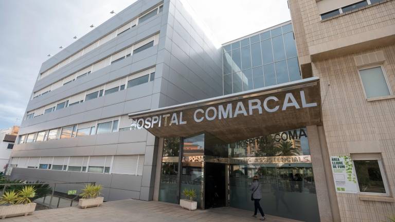 Accés principal a l’Hospital Comarcal d’Amposta. Foto: Joan Revillas