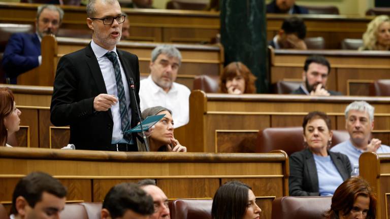 El diputado de Junts, Josep Maria Cruset, durante su intervención en el pleno del Congreso que se celebra este jueves. Foto: EFE