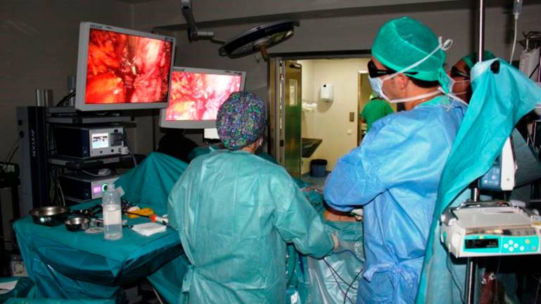 Intervenció realitzada pel Servei d’Urologia de l’Hospital de Tortosa Verge de la Cinta. Foto: HTVC