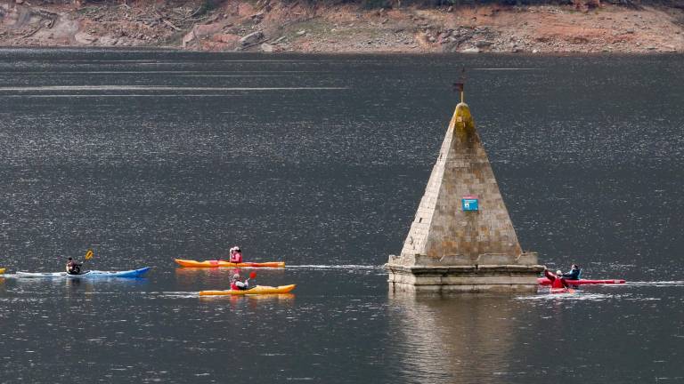 Aspecto del pantano de Sau. Foto: EFE