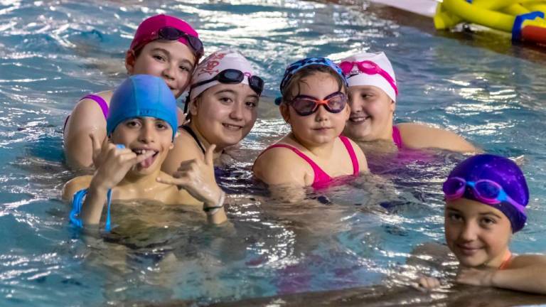 Más de 3.500 nadadores han participado en el curso del PMET