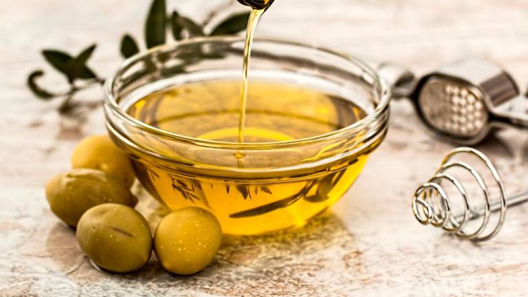 $!Els greixos saludables com ara l’oli d’oliva són beneficiosos per a la salut. FOTO: PIXABAY