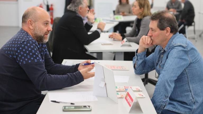 Las reuniones cara a cara permiten valorar posibilidades de compraventa y crecimiento. Foto: Alba Mariné