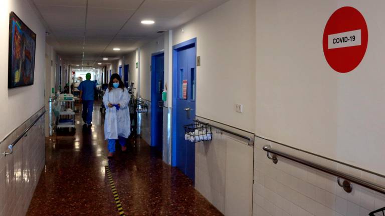 Los hospitales de Tarragona han notado un aumento de ingresos de pacientes con covid. Foto: ACN
