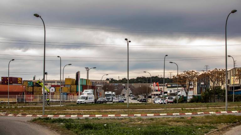 El polígono industrial Riu Clar acoge algunas de estas empresas que no se ven afectadas por la directiva Seveso. Foto: Àngel Ullate