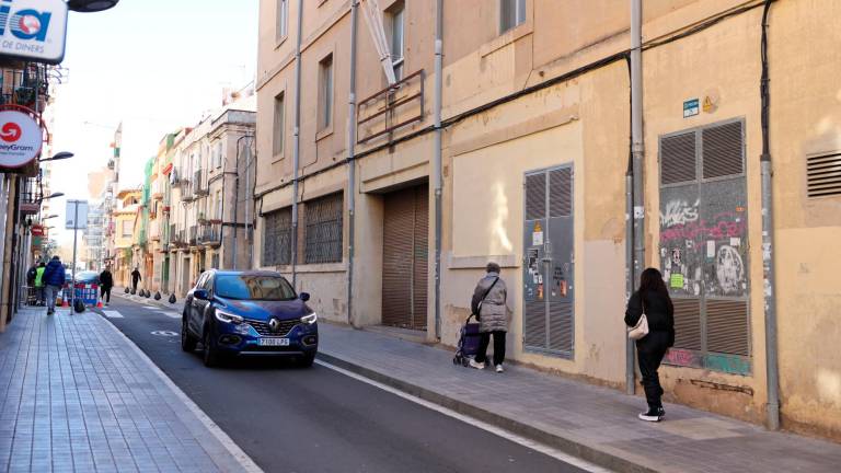 El edificio de la calle del Roser se vació con el traslado de los servicios de la Urbana a la nueva central en Marià Fortuny. Foto: Alba Mariné
