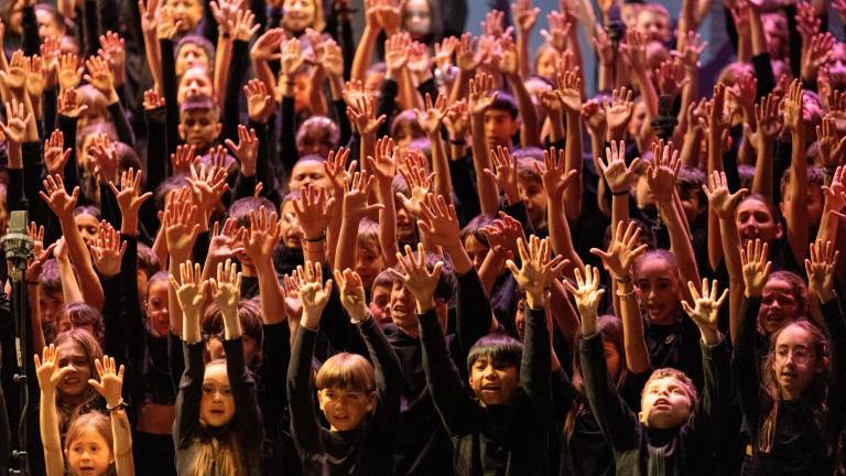 La cantata cuenta la historia de un grupo de niños y su maestra. Foto: MARC BOScH