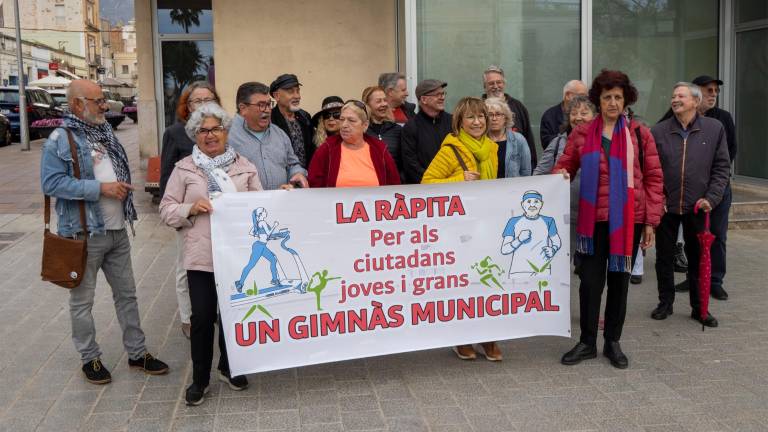 Els veïns impulsors de la iniciativa defensen el gimnàs com un dret i un espai per millorar el benestar de la ciutadania. Foto: Joan Revillas