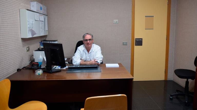 El Dr. Jordi Enjuanes, jefe del servicio de Otorrinolaringología del Hospital Santa Tecla. Foto: Cedida