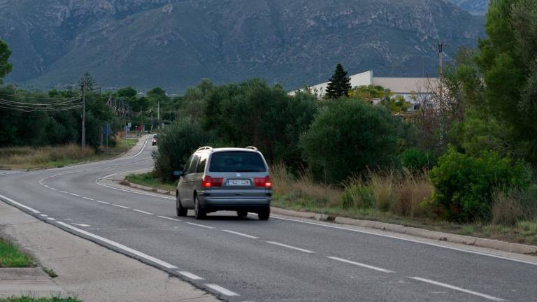 Adjudiquen les obres de la carretera entre Roquetes i els Reguers