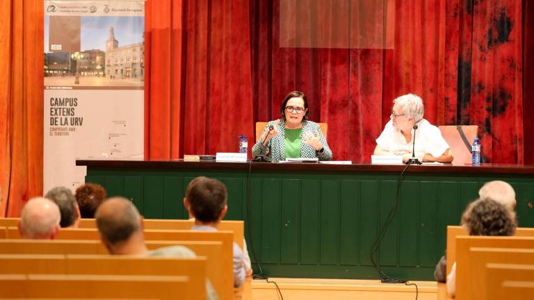 Carme Miralles Guasch, catedràtica de Geografia de la Universitat Autònoma de Barcelona, divendres al Centre de Lectura. FOTO: Alba Mariné