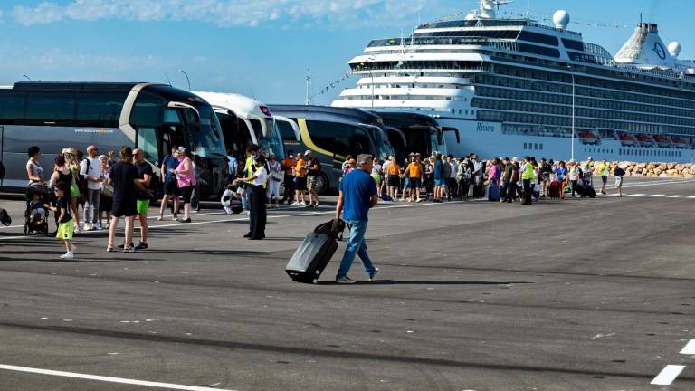 El impacto económico en la ciudad de la llegada de cruceristas ha sido de poco más de cinco millones de euros. FOTO: DT