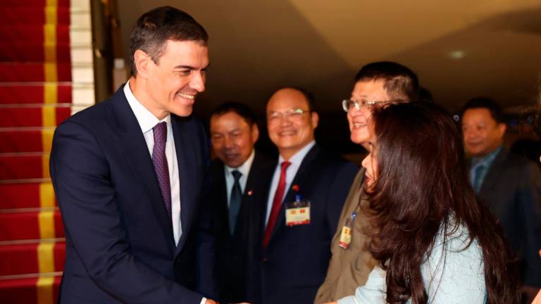 Sánchez este miércoles en Hanoi. Foto: Pool Moncloa/Fernando Calvo