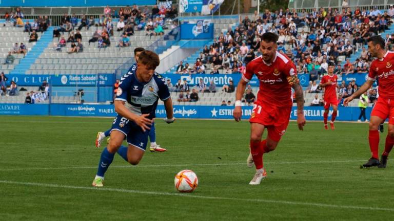 Aarón Rey anotó el 2-0 que servía para que el Sabadell ganara también el golaverage con el Nàstic. Foto: CE sabadell