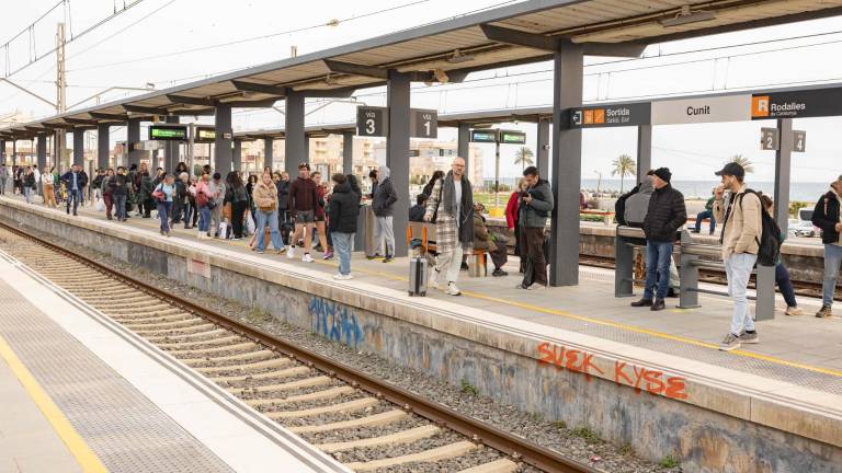 El caos se formó este sábado en Cunit. Foto: Àngel Ullate