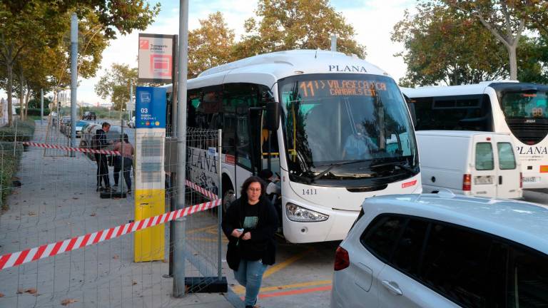 Vila-seca instala paradas de autobús inteligentes