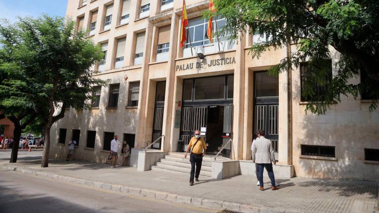 El juicio se ha celebrado en la Audiencia Provincia de Tarragona. Foto: A. Mariné