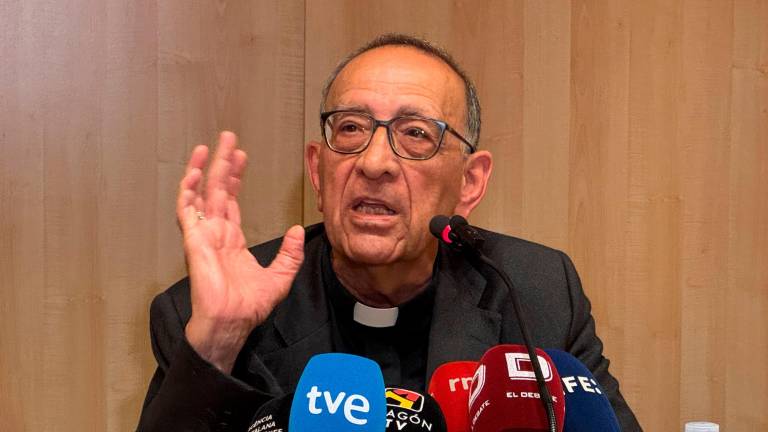 El cardenal Juan José Omella, Arzobispo de Barcelona, ofrece una rueda de prensa. Foto: EFE