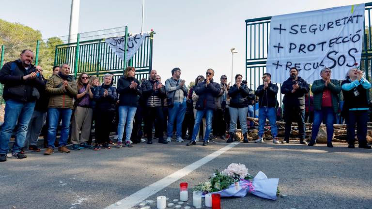Protesta de los funcionarios de prisiones ante la cárcel Mas d’Enric en los días posteriores al asesinato de Núria López. Foto: Marc Bosch
