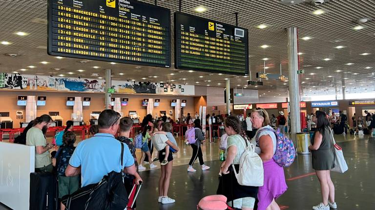 «La ruta del Aeropuerto de Reus con París es un precedente y puede favorecer vínculos con otras ciudades»