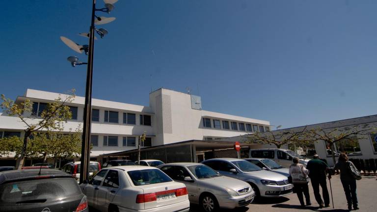 Façana de l’Hospital Comarcal de Móra d’Ebre. foto: Joan REvillas